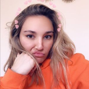 Meet your Posher, Angela